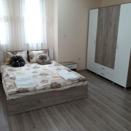 Apart Magic Kurdzhali Luaran gambar